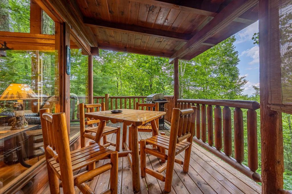 Happily Ever After By Eden Crest * Gatlinburg