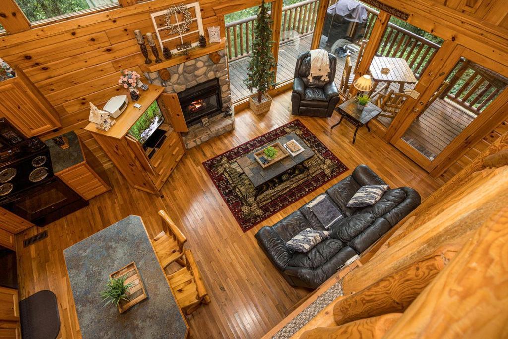 Happily Ever After By Eden Crest Chalet Gatlinburg